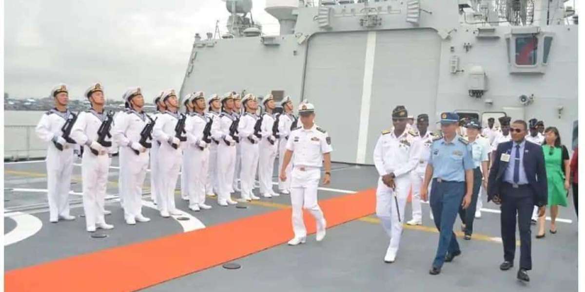 Three Chinese warships arrive Nigeria with a battalion of soldiers
